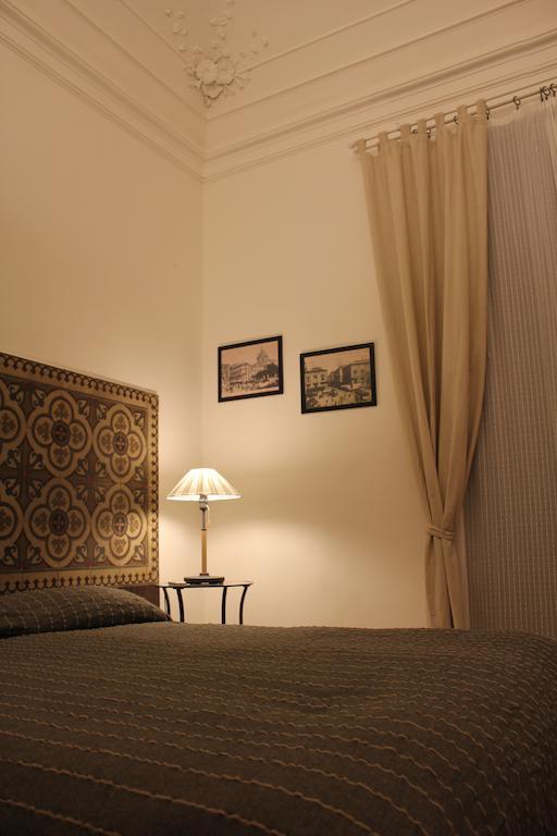 Giro B&B Catania Habitación foto